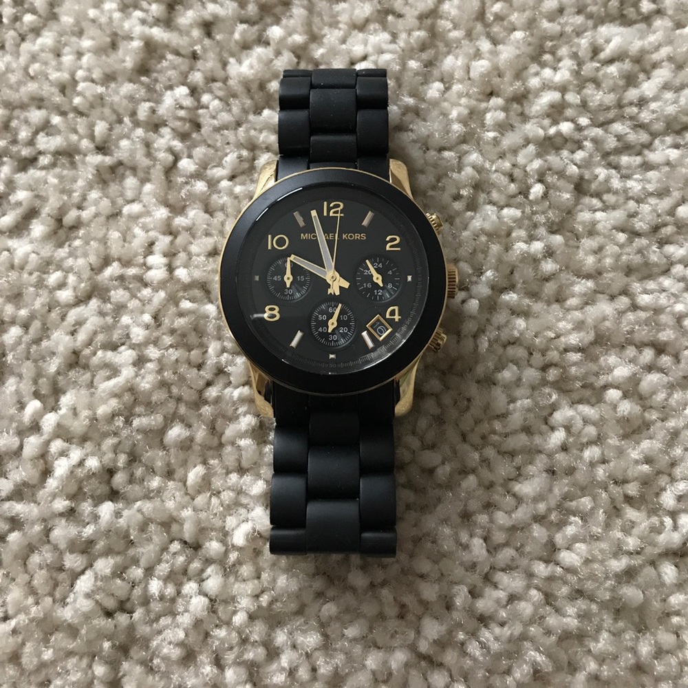 Michael Kors Black Silicone Catwalk Watch