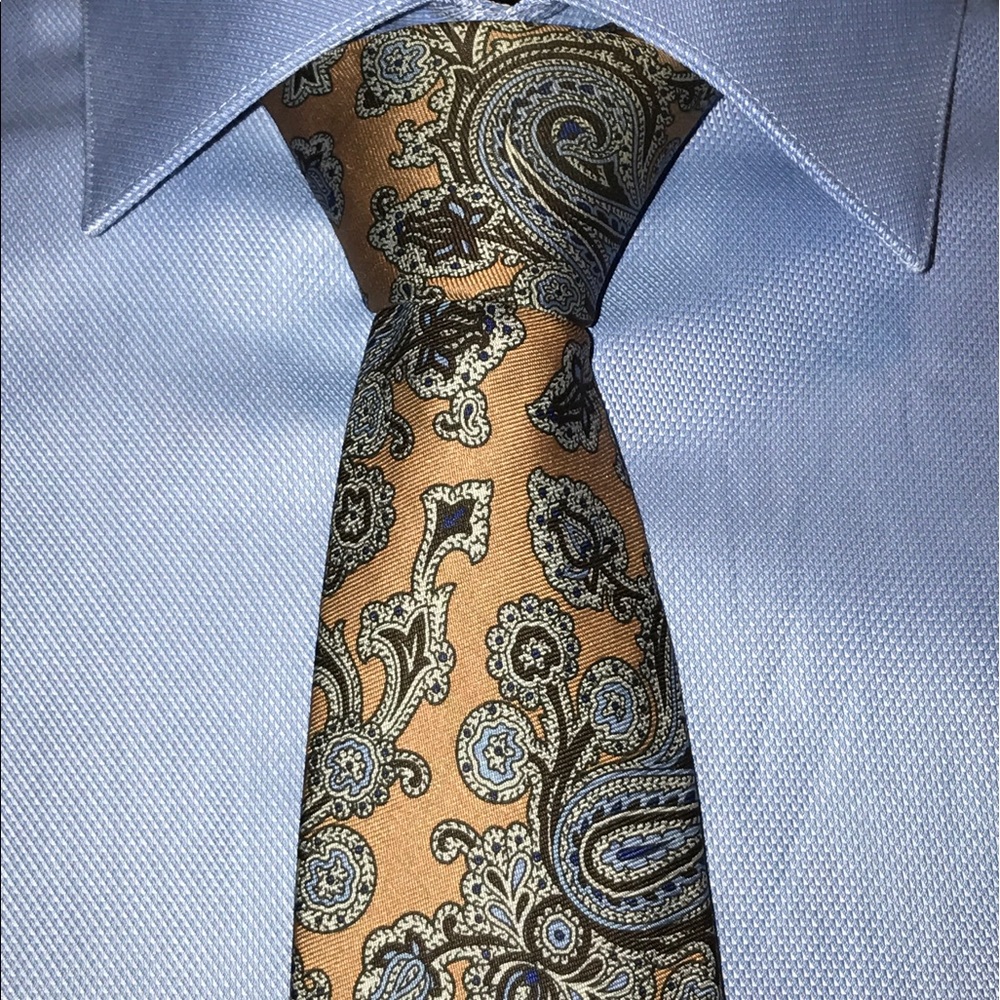 EUC Bert Pulitzer paisley tie