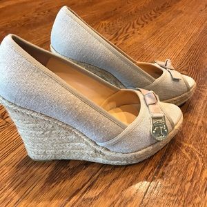 Ivanka Trump wedges size 9