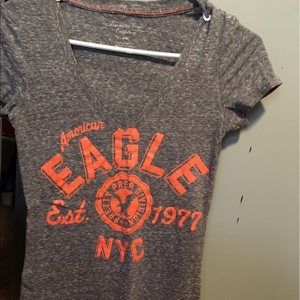 American eagle tshirt
