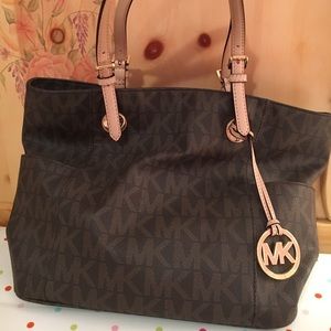 Michael Kors Tote