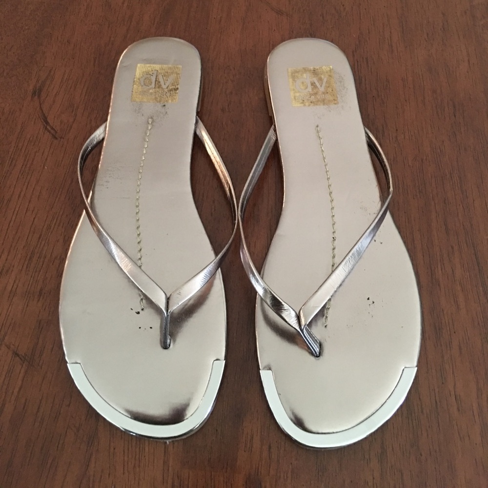 Dress flip flops or sandals