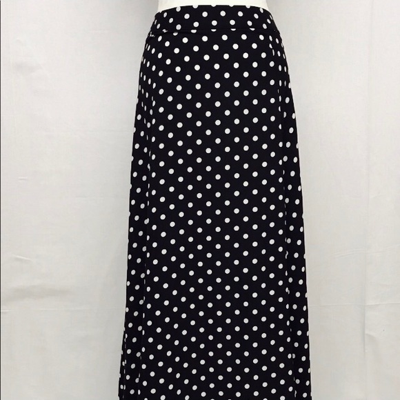 Dresses & Skirts - NWOT Long skirt