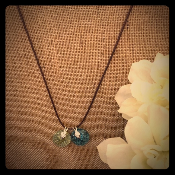 Sale NWT Handmade necklace crack gem clear blue - Picture 4 of 8