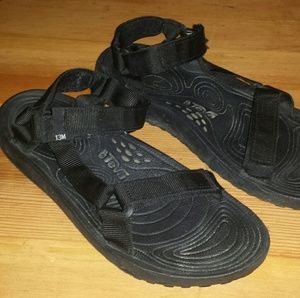 Mens Teva Hurricane XLT Sandals size 13