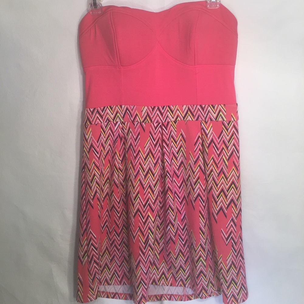 Multicolored Xhilaration strapless dress 👗