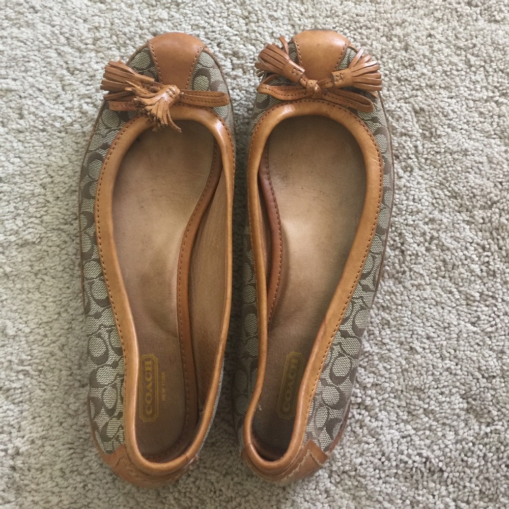 Coach Flats/ Loafer Size 8.5