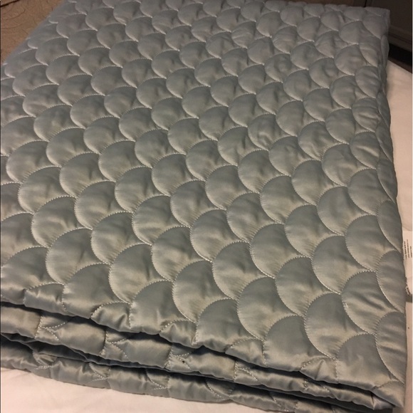 Barbara Barry Bedding Crescent Moon Quilt Poshmark