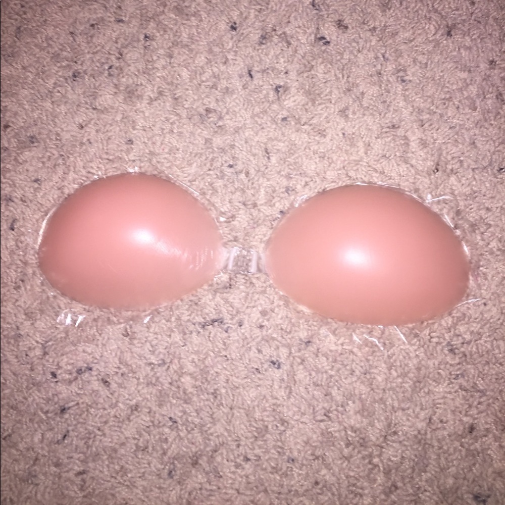 FITGLAM ADHESIVE BRA W/ CASE