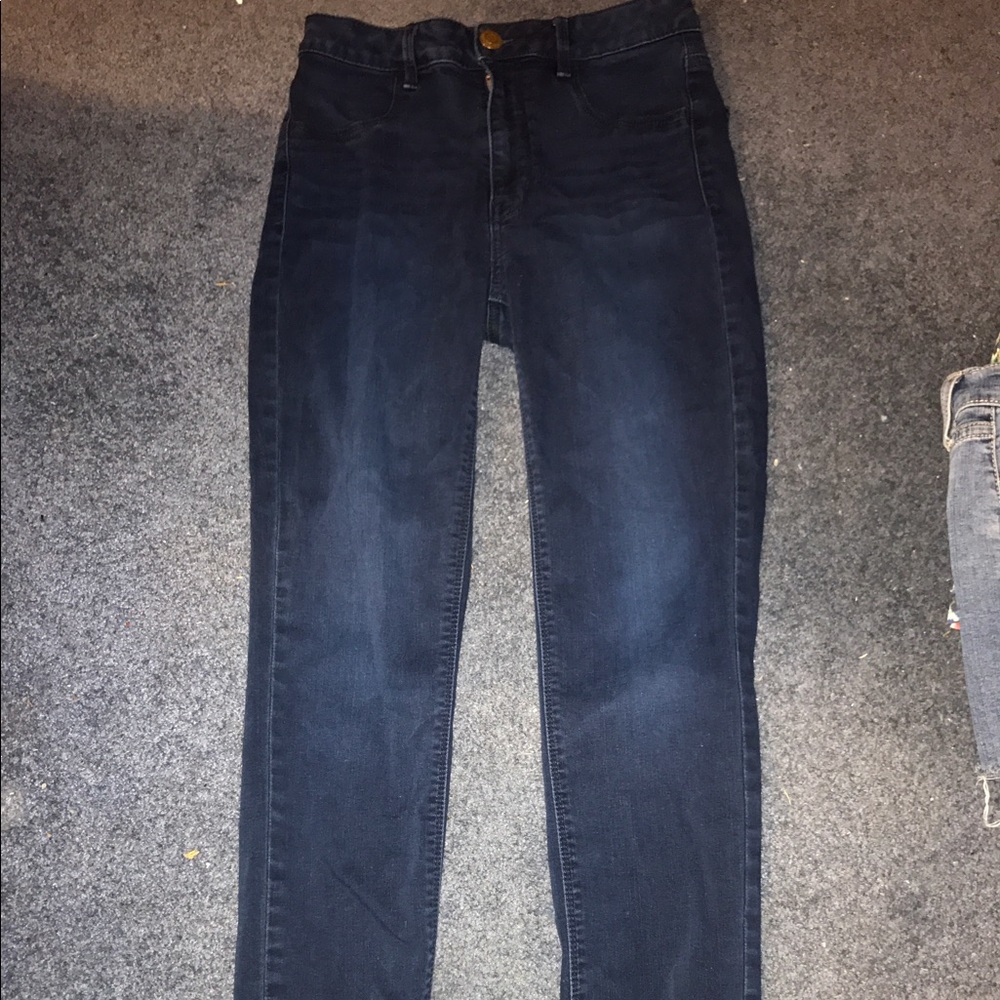 Size 6 American eagle dark wash skinny jeans