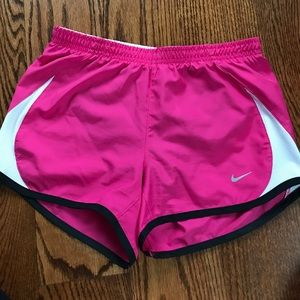 nike shorts xs