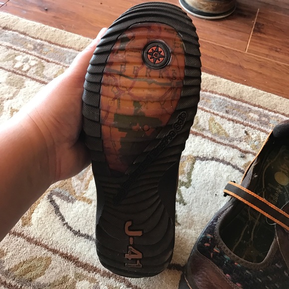 Mary Jane shoes with GREAT traction - Picture 3 of 3