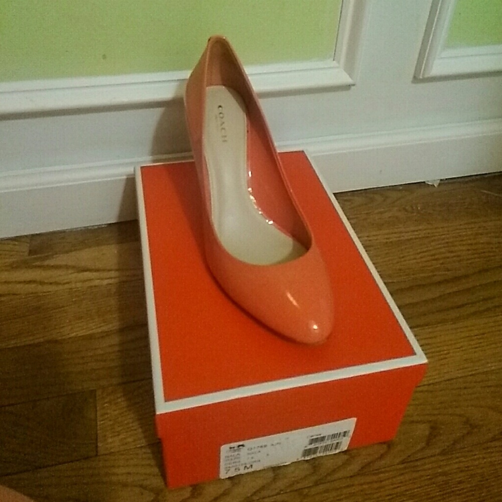 Sale: Coach Nala Pump