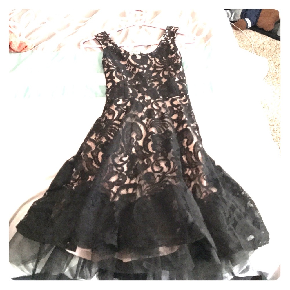 Beautiful black dress.