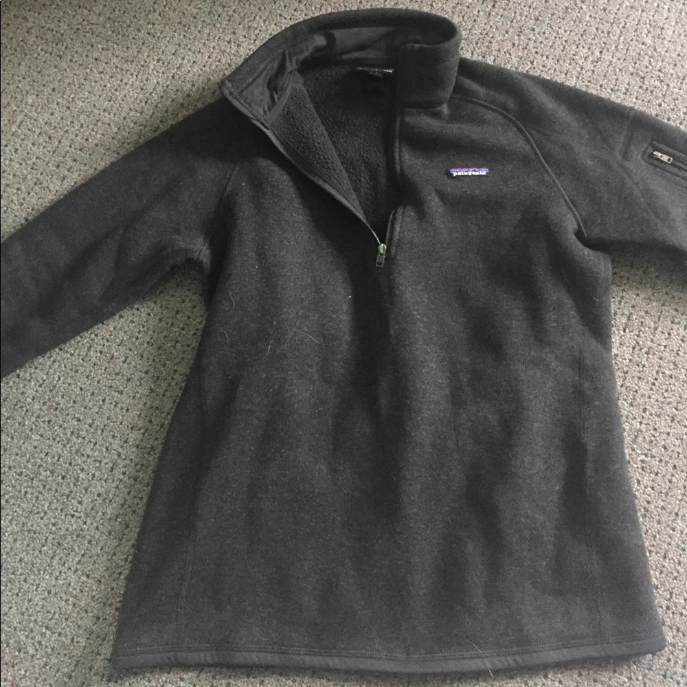 Patagonia size L better sweater worn once!