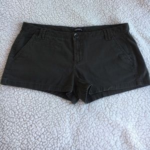 Ladies sz 10 Express shorts, dark olive. GUC.