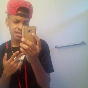 Meet your Posher, Ayrreon