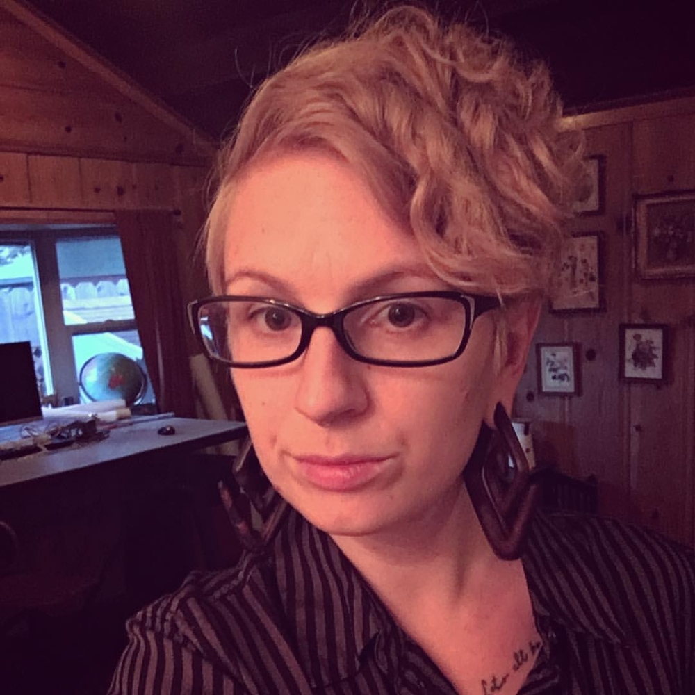 Meet your Posher, Monica