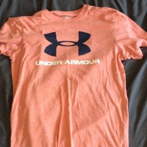 Under armor t shirt size small