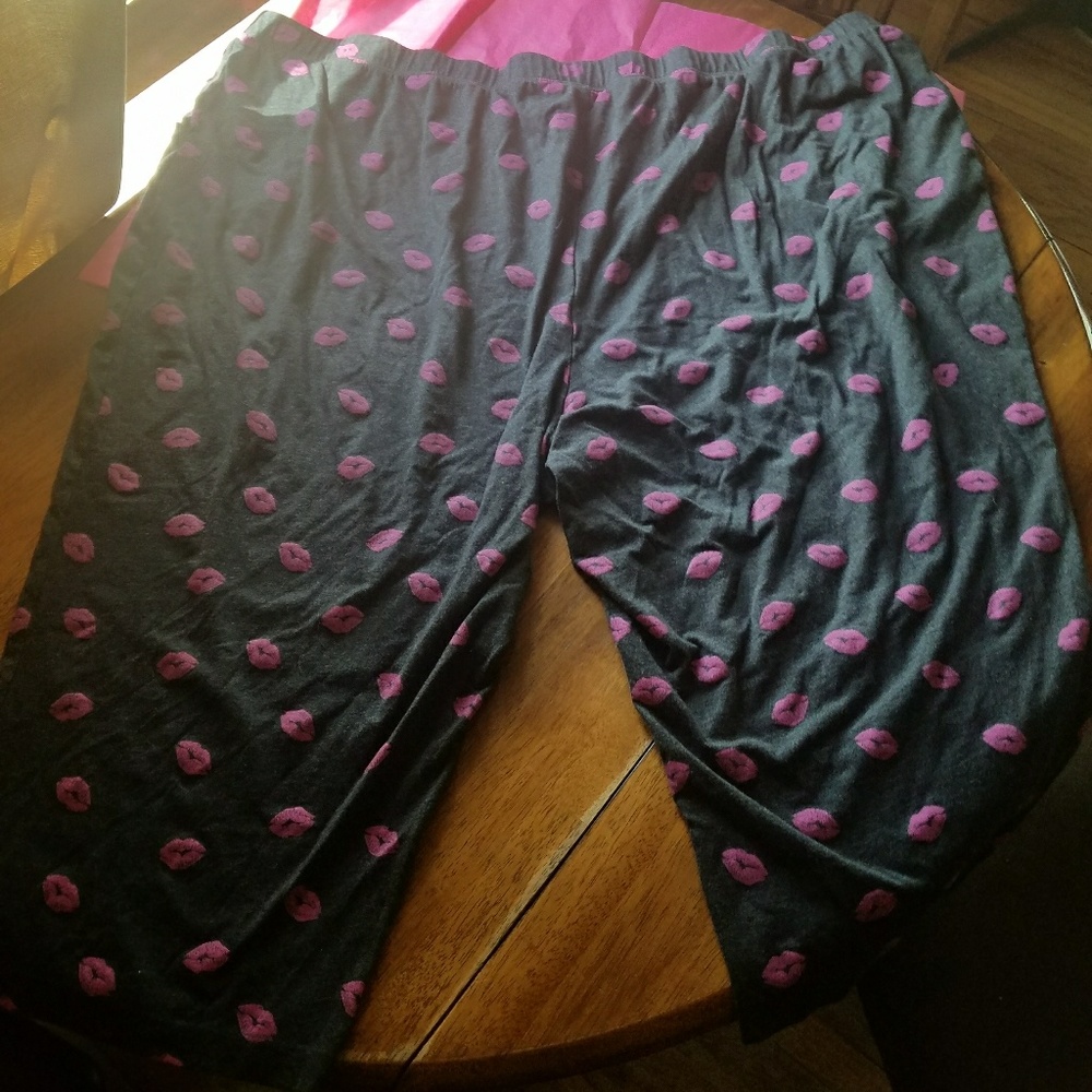 Catherines 5X 34/36 Sleep Capris Worn Once