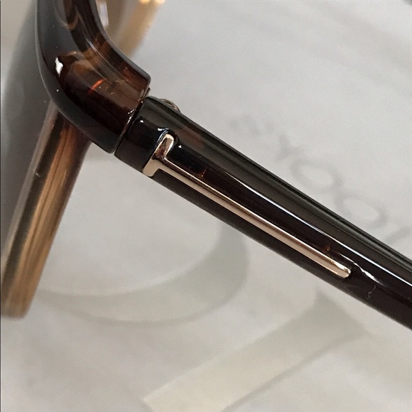 Tom Ford Sunglasses with case main image 5