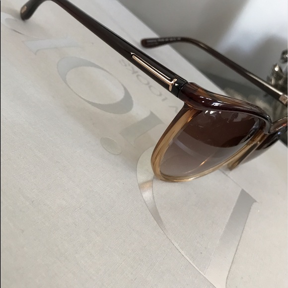 Tom Ford Sunglasses with case main image 6
