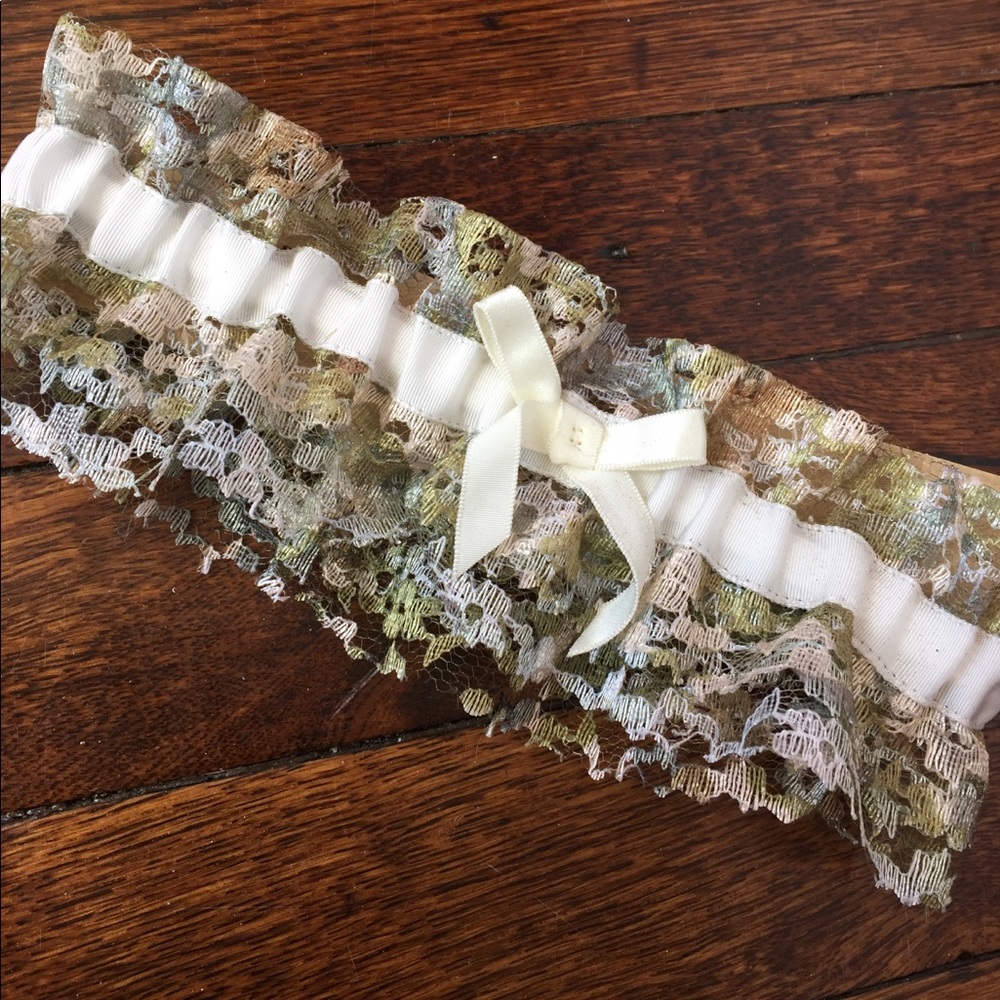 Camo & white custom bridal garter.