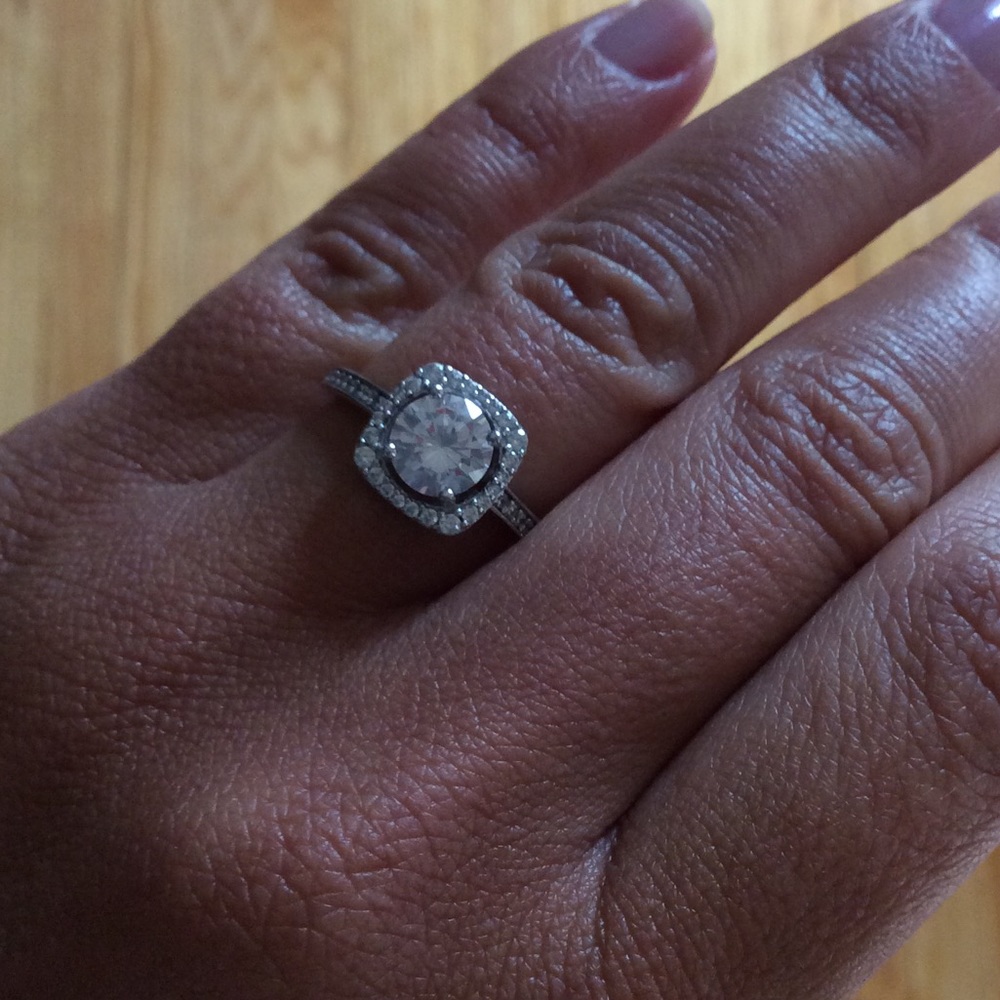 Cubic zirconia diamond ring
