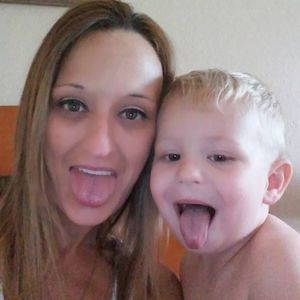 Meet your Posher, Angela