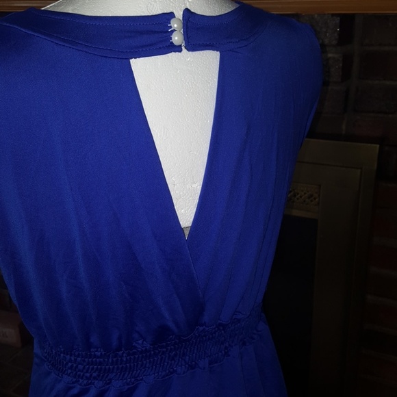 Dress - Picture 4 of 4