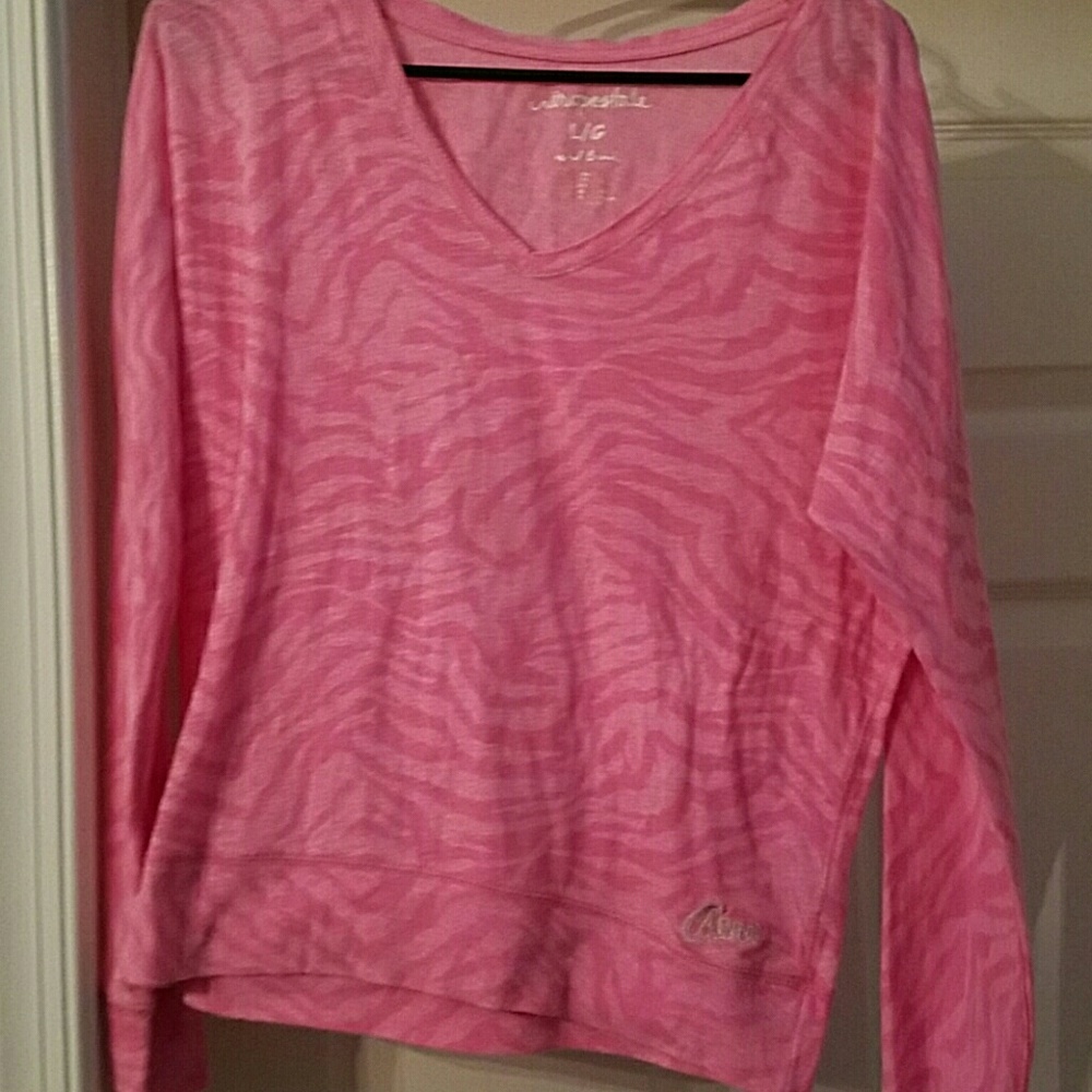 Aeropostale light burnout shirt pink L