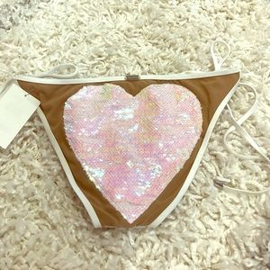 Beach Bunny Heartbreaker Bikini Bottom L