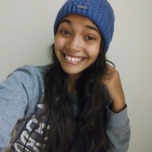 Meet your Posher, Letícia