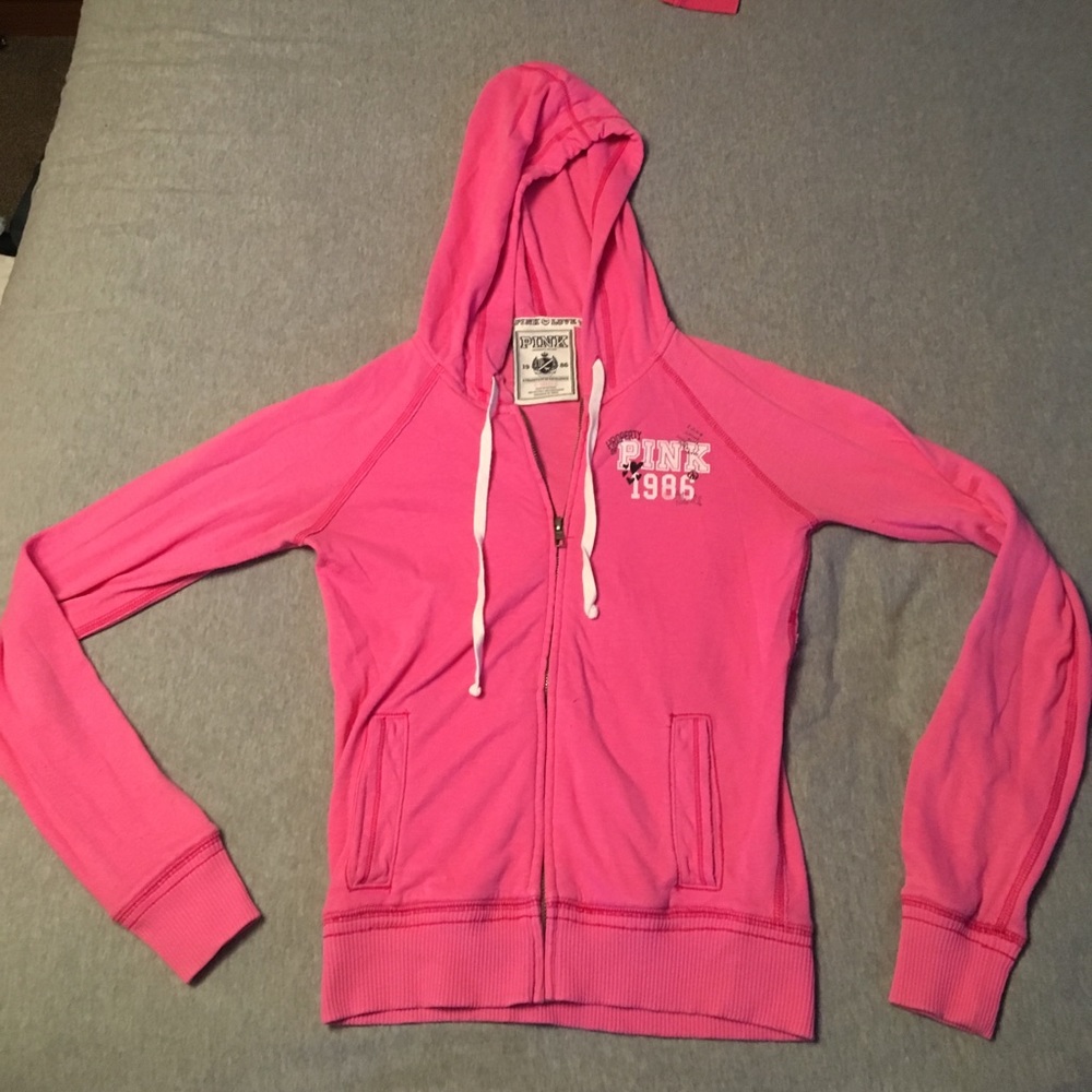 VS pink light weight hoodie. Sz XS. Perfect for ☀️