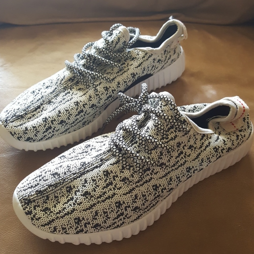 Knit Mesh Shoe 8.5 NWWT!