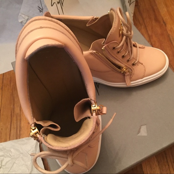 GIUSEPPE - Picture 8 of 8