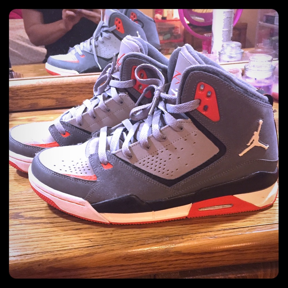 Nike Jordan's men's size 8.5