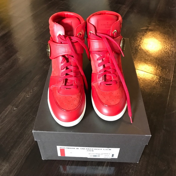 Louis Vuitton sneakers - Picture 2 of 4