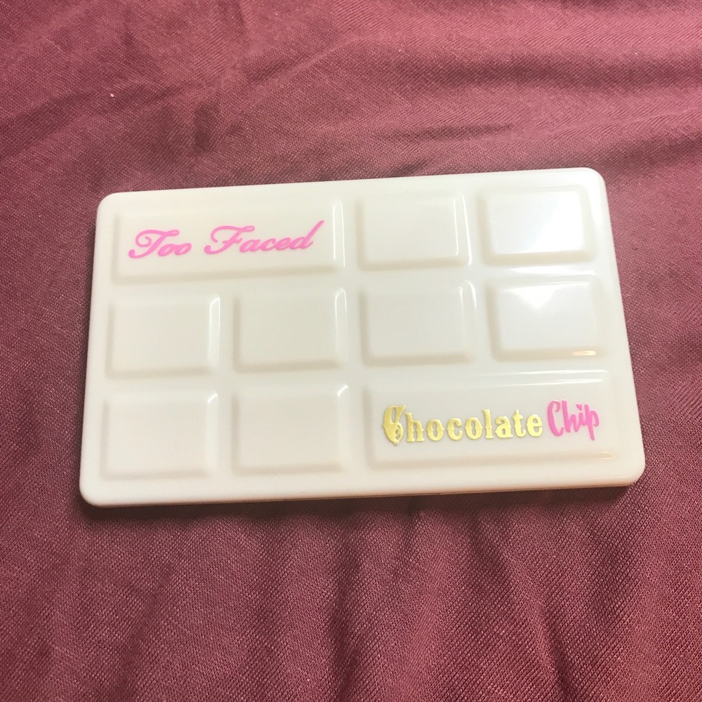 Too Faced White Chocolate Chip Palette