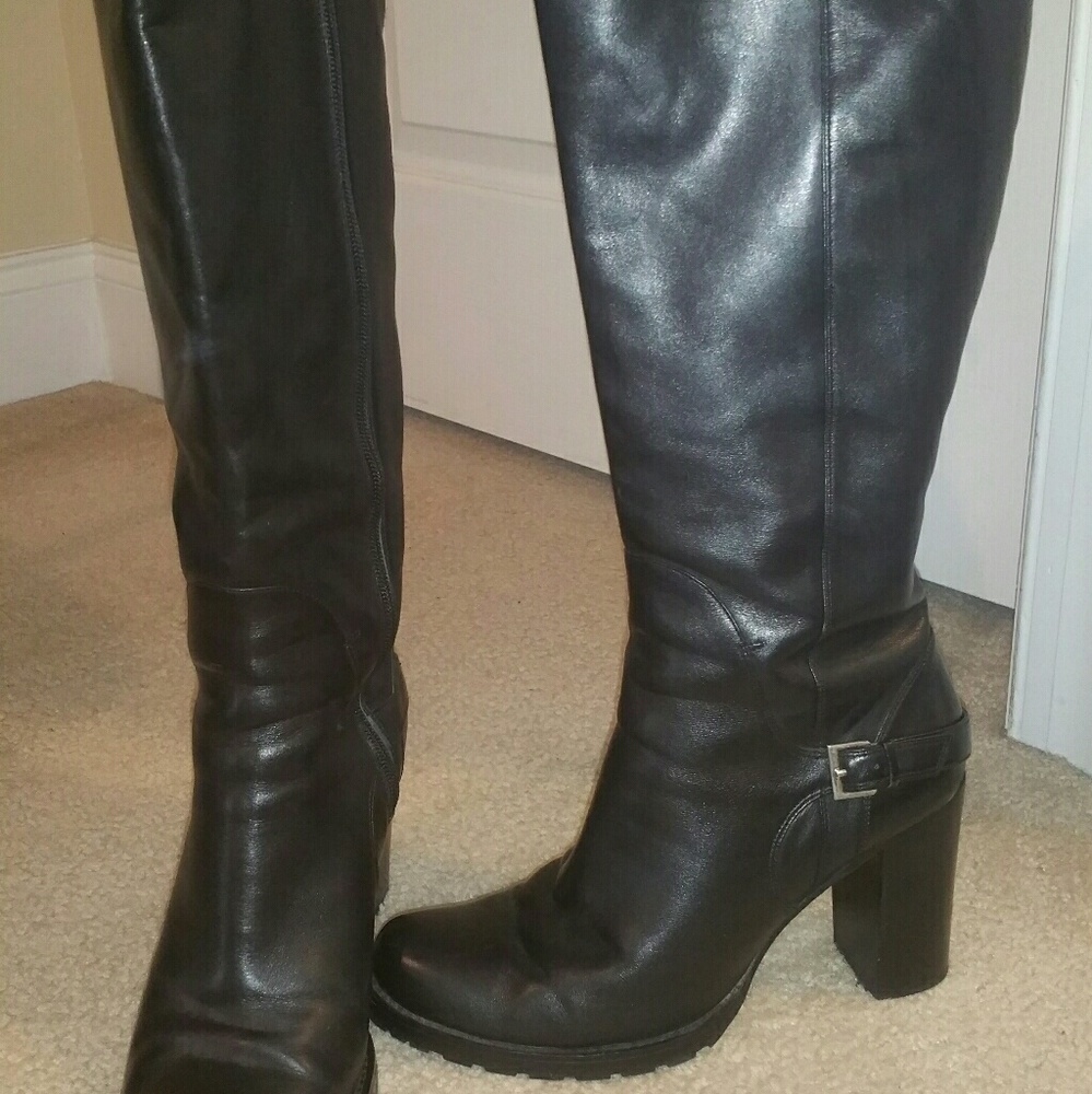 Riding boots