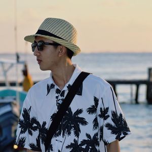 Meet your Posher, Phong