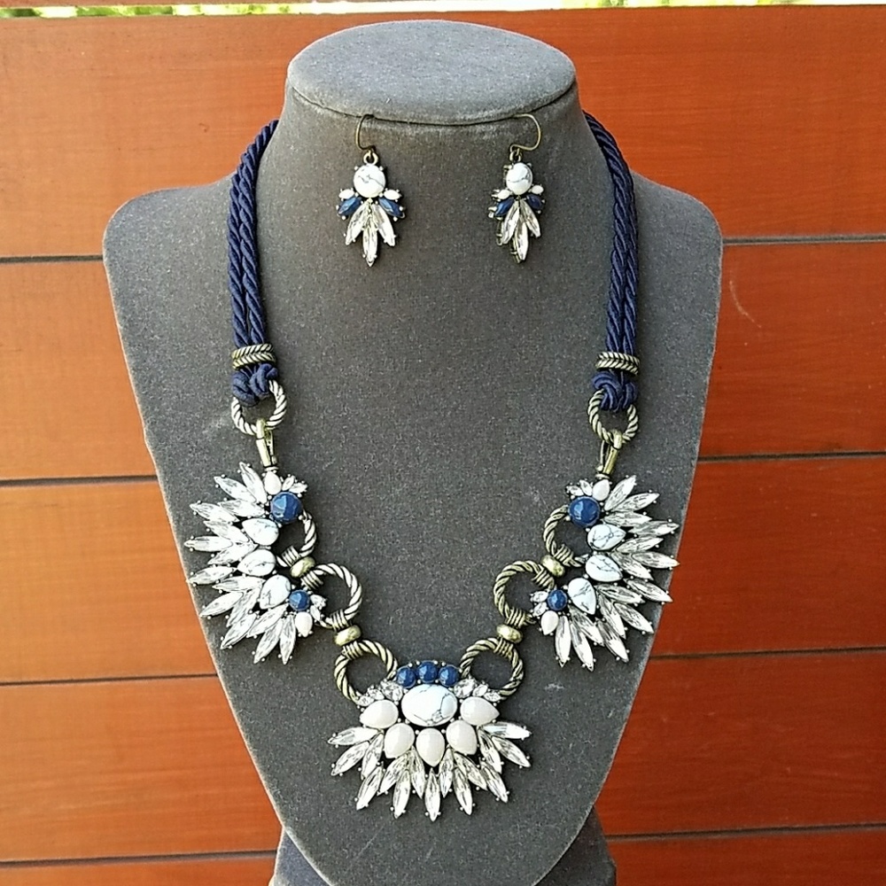 Convertible statement necklace + earrings