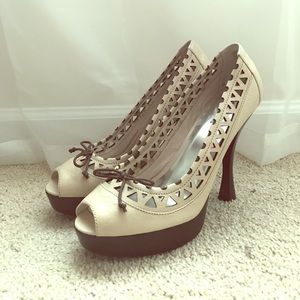 Authentic Michael Kors Peep toe heels NEW!!!