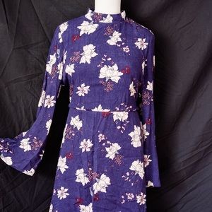 Classic floral mini dress with long back zipper