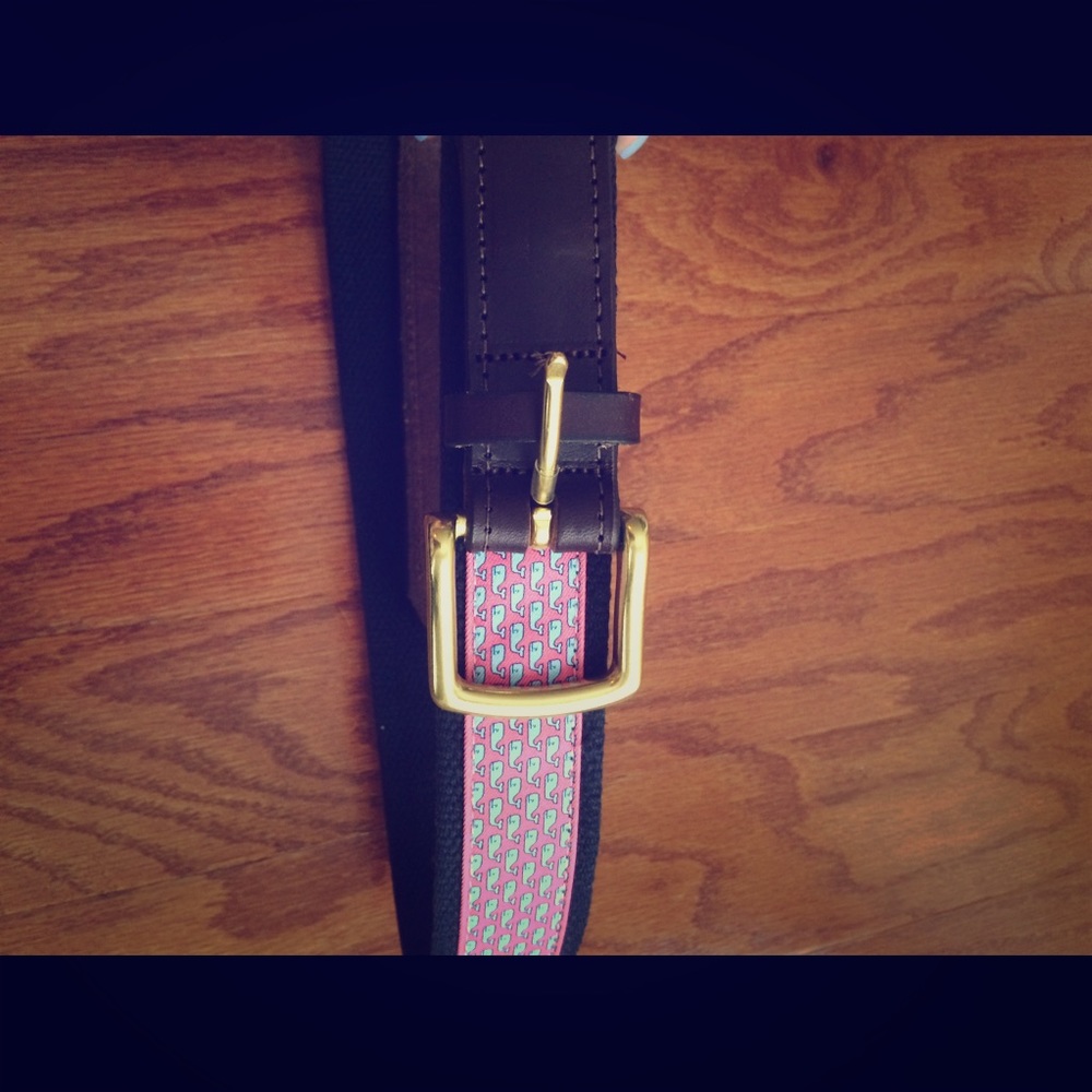 Men's Vineyard Vines whale belt