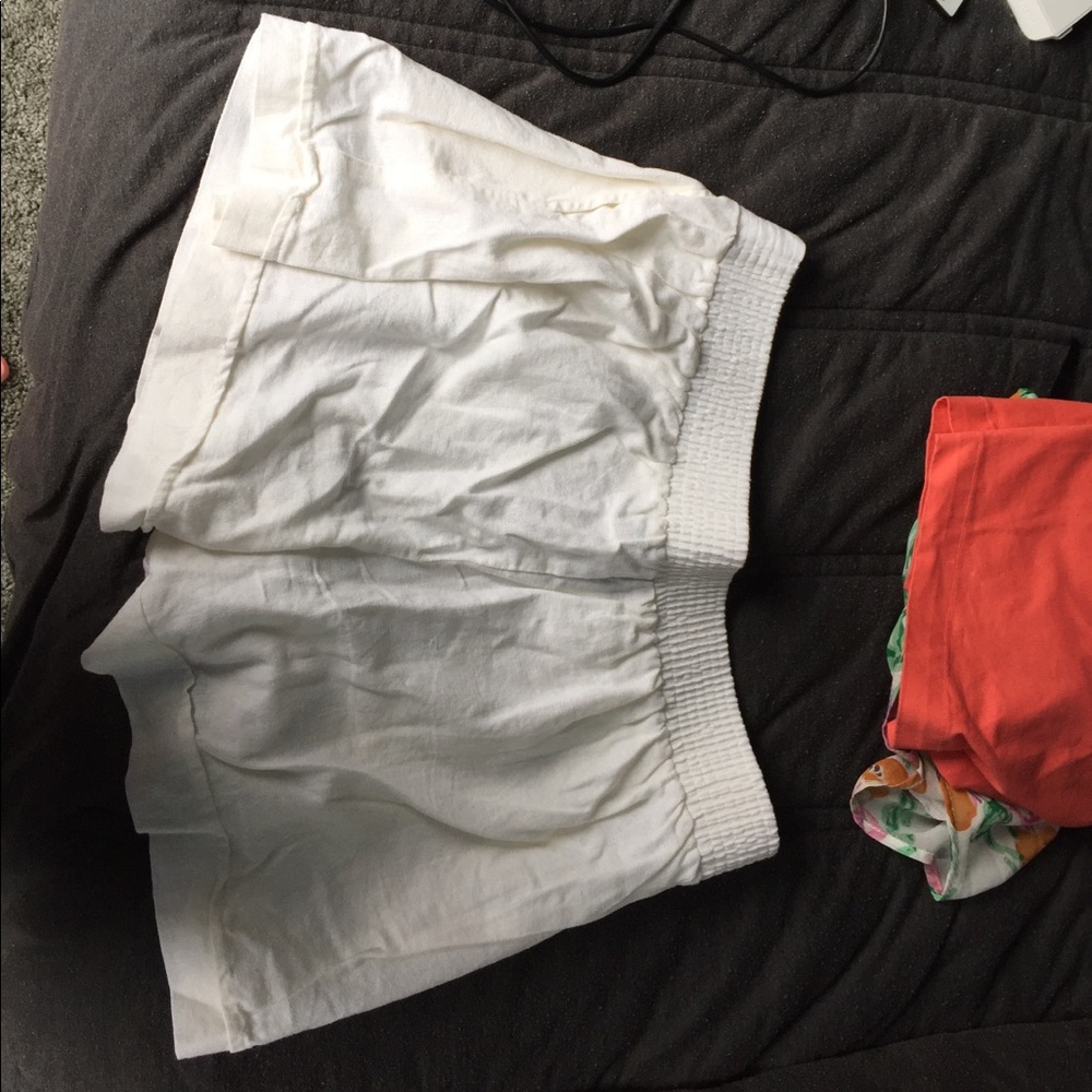 White canvas shorts, wore once