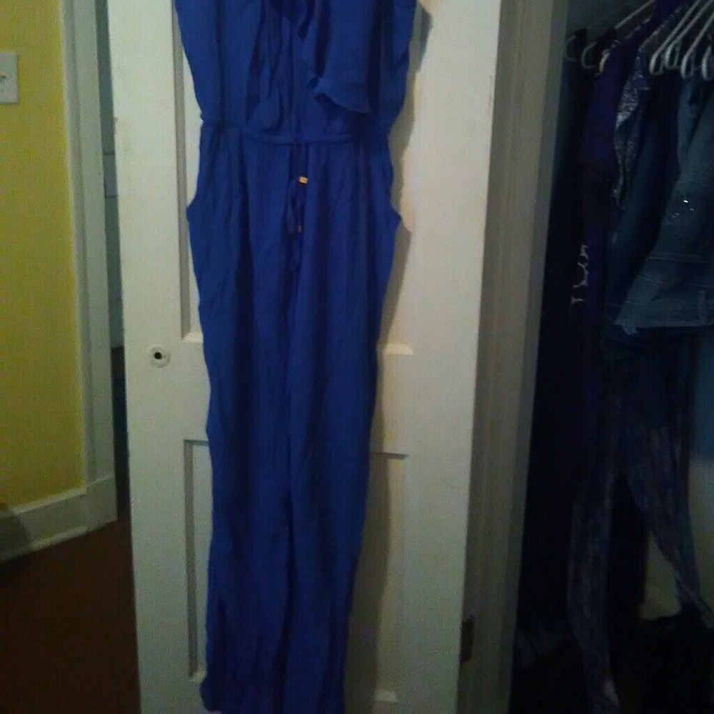 Jumper - Picture 2 of 2