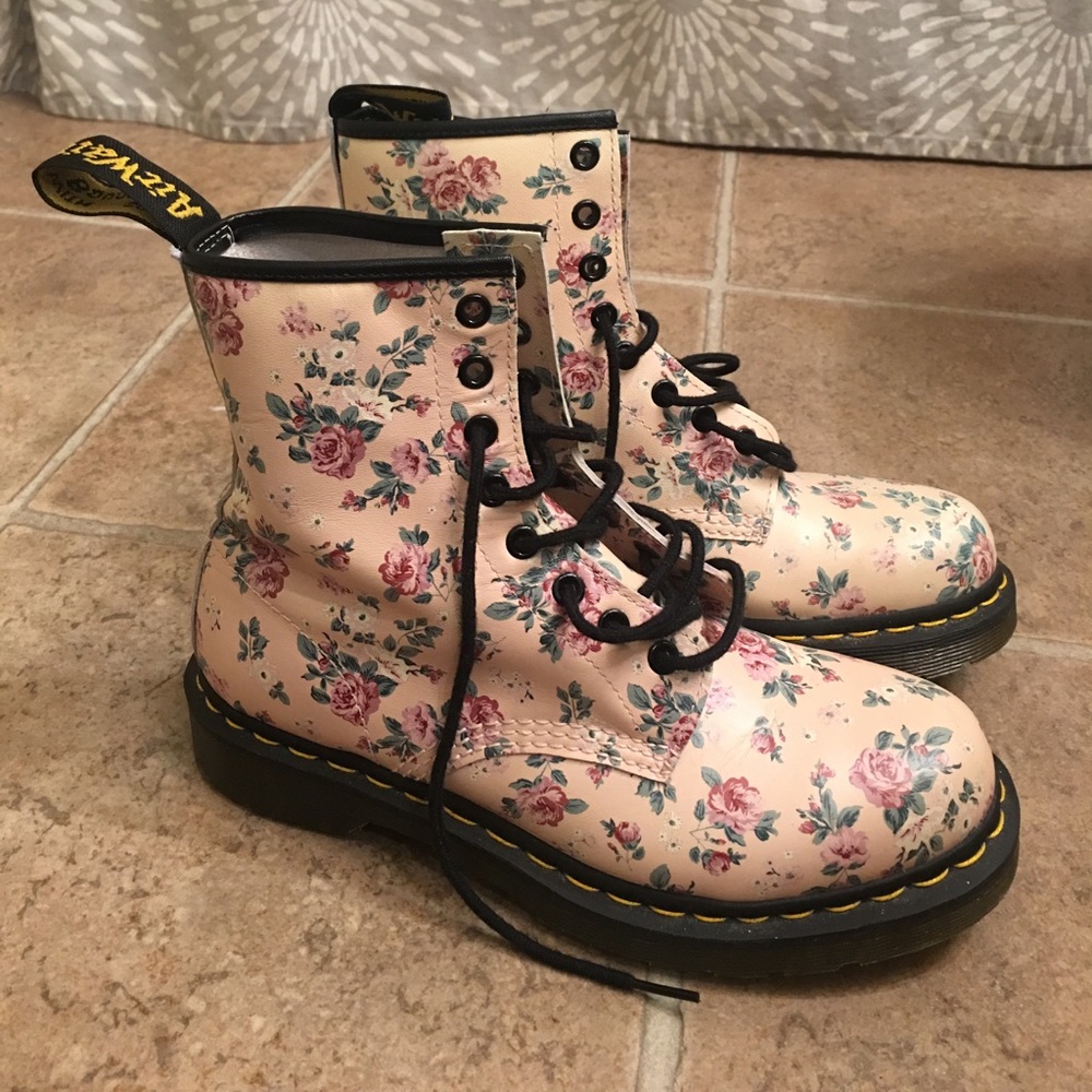 Dr Martens AirWair Pink Floral Print Shoes!