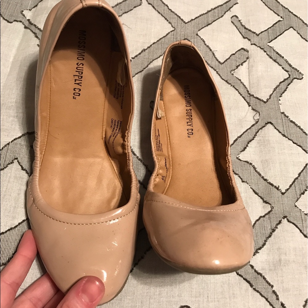 Mossimo Ona Flats