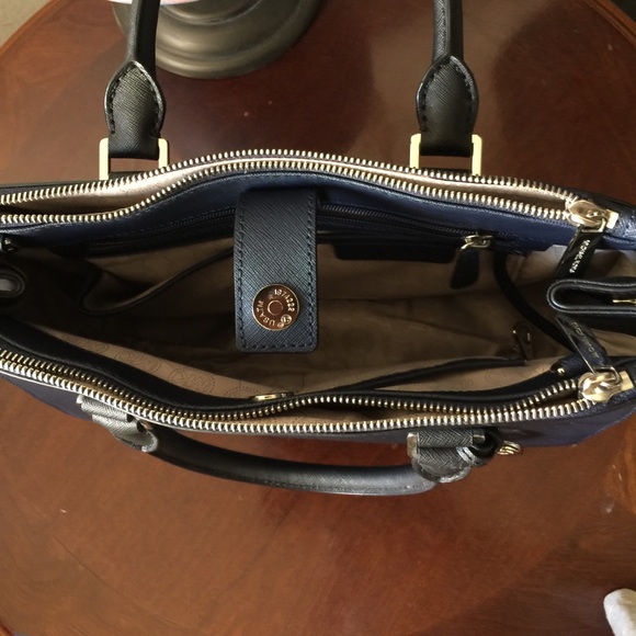 Michael Kors beautiful handbag brand new